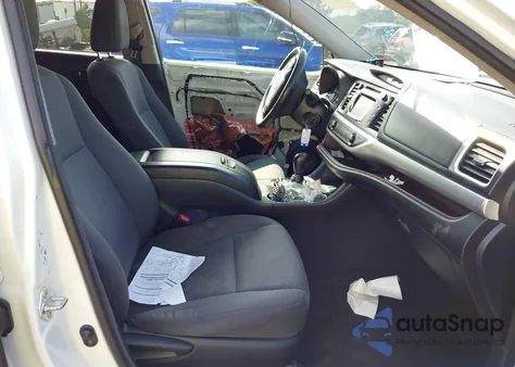 2016 Toyota Highlander Le V6 from USA, damaged, VIN 5TDBKRFH1GS269457